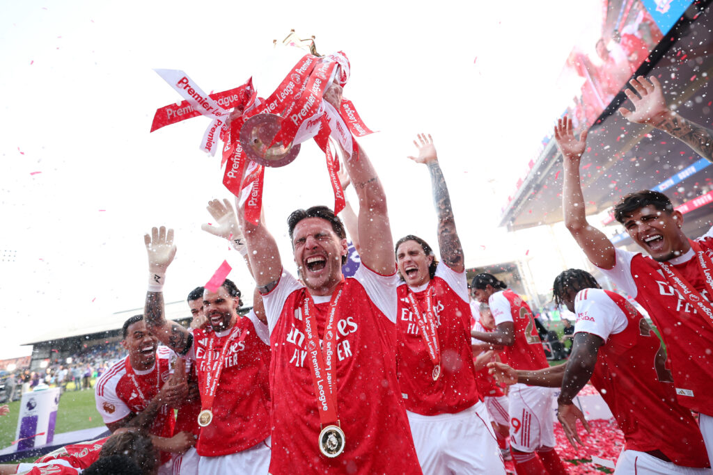 3 Arsenal players nominated for PFA Players' Player of the Year 4 LONDON, ENGLAND - MAY 24: Declan Rice of Arsenal lifts the Premier League Trophy amongst teammates following their victory in the Premier League match between Crystal Palace and Arsenal at Selhurst Park on May 24, 2026 in London, England. (Photo by Michael Regan/Getty Images For Premier League)
